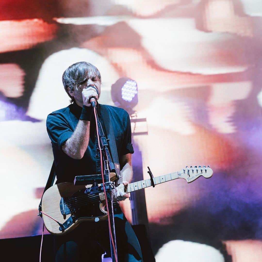 のインスタグラム：「📸DEATH CAB FOR CUTIE JULY 27 SAT - WHITE STAGE . Photo by @taiokonishi  @deathcabforcutie ‪#DeathCabForCutie‬ #fujirock #フジロック」