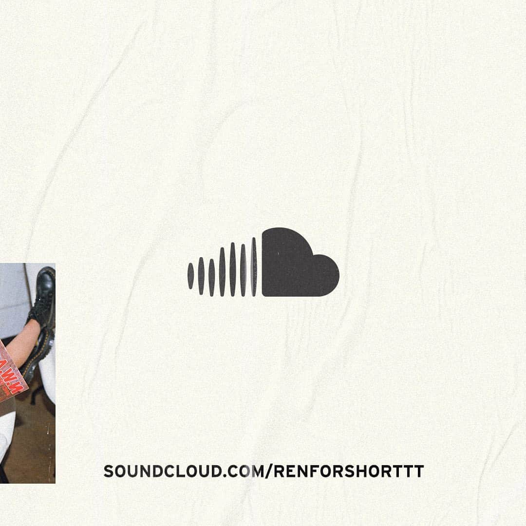 サウンドクラウドさんのインスタグラム写真 - (サウンドクラウドInstagram)「After discovering a track that was only on SoundCloud, she decided to join the fam. Get to know: @renforshort 🌀‍ #SCFIRST [link in bio]」8月10日 0時48分 - soundcloud