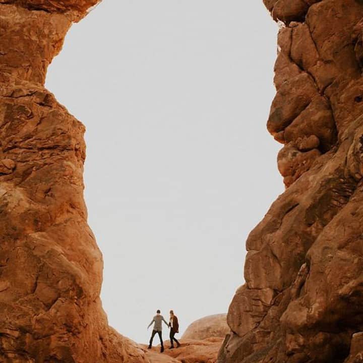 のインスタグラム：「« Un bon voyageur n’a ni plans établis ni destination. » – Lao Tseu⠀⠀⠀⠀⠀⠀⠀⠀⠀ ⠀⠀⠀⠀⠀⠀⠀⠀⠀ Crédit photo : Pinterest⠀⠀⠀⠀⠀⠀⠀⠀⠀⠀⠀⠀⠀⠀⠀⠀⠀⠀ ⠀⠀⠀⠀⠀⠀⠀⠀⠀⠀⠀⠀⠀⠀⠀⠀⠀⠀ #travel#voyage#bienvenueailleurs#bijoux#satelliteparis」