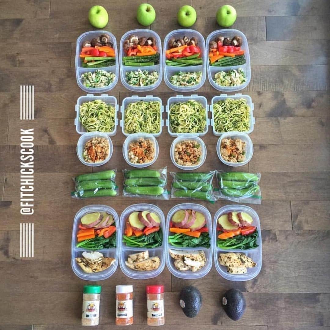 Flavorgod Seasoningsさんのインスタグラム写真 - (Flavorgod SeasoningsInstagram)「MEAL PREPPING MADE EASY ⁠ -⁠ Build Your Own Bundle Now!!⁠ Click the link in my bio @flavorgod ✅www.flavorgod.com⁠ -⁠ Thank you so much @fitchickscook for your meal prep pic‼️ Make every meal you prep delicious and fun with my FlavorGod seasonings. Use any flavor you like and enjoy a variety of meals every day 😎👍‼️⁠ -⁠ Flavor God Seasonings are:⁠ 💥ZERO CALORIES PER SERVING⁠ 🙌 0 Sugar per Serving⁠ 🔥 KETO ⁠ 🌿 VEGAN ⁠ 🥩 Paleo⁠ 🌊 Low salt⁠ 🌱 Gluten Free & Kosher⁠ 🚫 NO MSG 🚫 NO SOY⁠ 🥛 DAIRY FREE *except Ranch ⁠ ☀️ All Natural & Made Fresh⁠ ⏰ Shelf life is 24 months⁠ ⁠ -⁠ -⁠ #food #foodie #flavorgod #seasonings #glutenfree #mealprep  #keto #paleo #vegan #kosher #breakfast #lunch #dinner #yummy #delicious #foodporn ⁠」8月10日 1時00分 - flavorgod