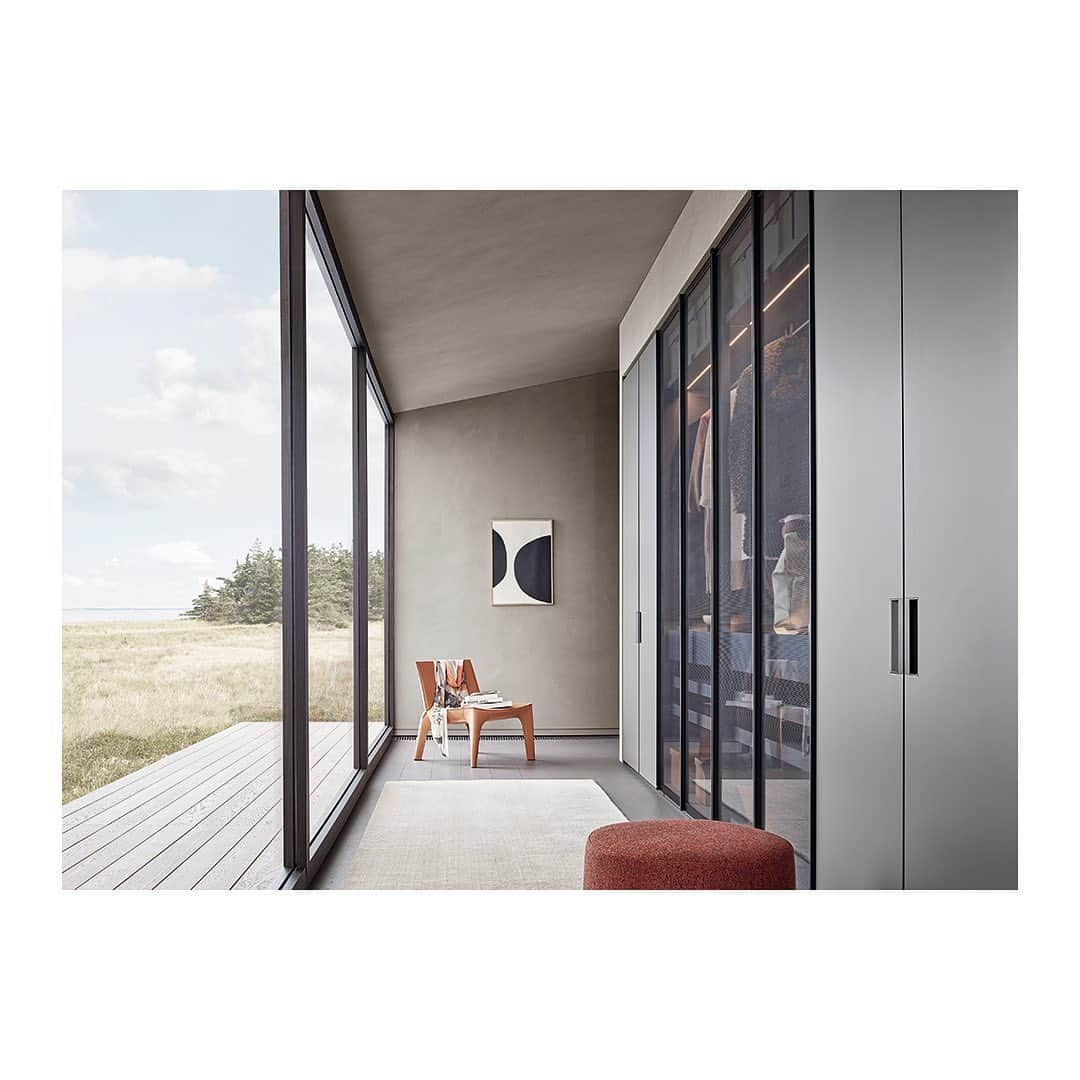 Poliform|Varennaさんのインスタグラム写真 - (Poliform|VarennaInstagram)「Spaces that revitalize your everyday lifestyle.  #poliform #madeinitaly #interiordesign #furnituredesign #designlover #designinterior #luxurylifestyle #homedecor #homeinterior」8月10日 1時15分 - poliform_official