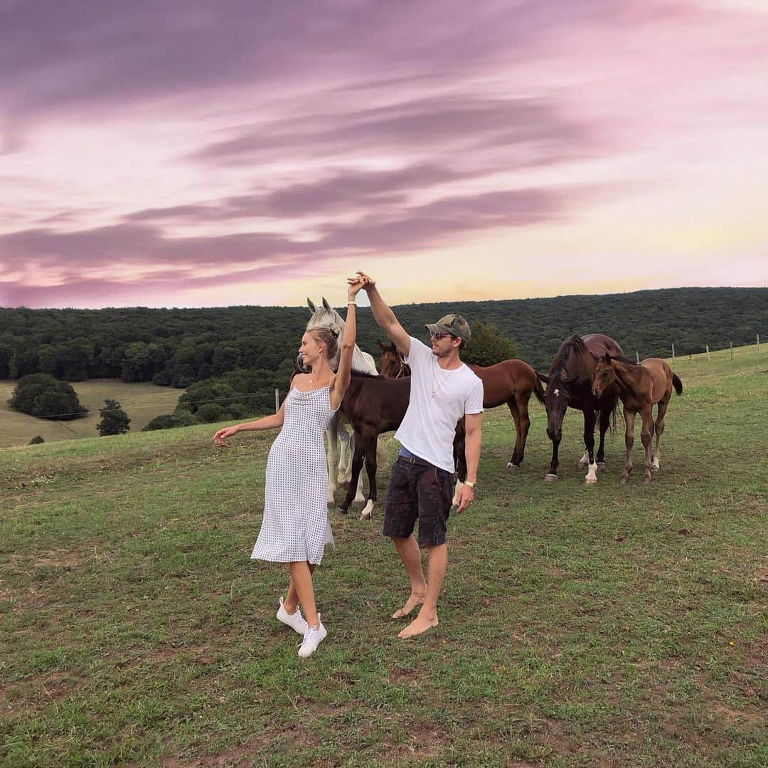 アダム・センさんのインスタグラム写真 - (アダム・センInstagram)「Slovakia 🇸🇰 I will be back for you! 💃🏻🕺🏻So many beautiful places I have just scratched the surface.  #Slovakia #Europe #Travel」8月10日 1時30分 - adamsenn