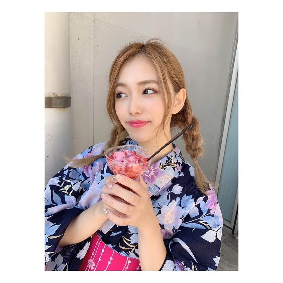 森田彩花さんのインスタグラム写真 - (森田彩花Instagram)「🍓🍧💗 ． お祭りいきたくなるぅ‪❤︎‬‪❤︎‬‪ 夏を感じてまッ🌞🌴🌺 ． #夏 #浴衣 #かき氷 #常夏 gal #ギャル #ギャル好き #ギャル好き集まれ #いいねよろ #コメよろ」8月10日 11時20分 - ayaka_morita0529