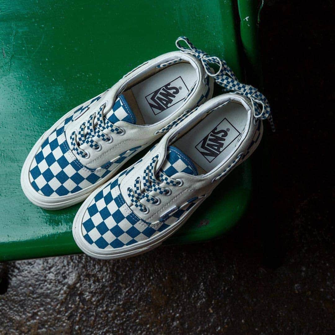 Vans Philippinesさんのインスタグラム写真 - (Vans PhilippinesInstagram)「Be different from the rest. Play around with your style with the new Anaheim Factory Style 95 Lacey DX. Now available at Vans Ayala Cebu and other selected Vans concept stores. #VansGirls #VansPhilippines」8月10日 11時43分 - vansphilippines