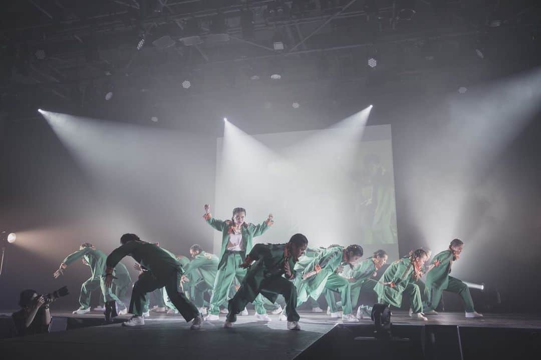 札幌ベルエポック美容専門学校 公式さんのインスタグラム写真 - (札幌ベルエポック美容専門学校 公式Instagram)「先日のJOINT2019に出演してくれ、最高にカッコイイ‼️‼️ ダンスを披露してくれ盛り上げてくれた、札幌龍谷学園高等学校 ダンス部の皆様が全国大会に本日出場しています‼️‼️ 苦しい練習 厳しい練習  おもいっきり努力をしてきた皆さんだから、絶対に大丈夫‼️‼️ 仲間を信じて、練習を積み重ねてきた自分達を信じて  おもいっきり  おもいっきり  札幌龍谷学園高等学校 ダンス部しか出来ないダンスを全国の舞台でおもいっきり楽しんできて下さい✨✨✨✨ 札幌から応援してます‼️‼️ みんな頑張れ〜〜🔥🔥🔥 @ryukoku_dance  #札幌龍谷学園高校ダンス部  #みんななら大丈夫 #札幌からパワー届け‼️‼️」8月10日 11時55分 - sapporobelle