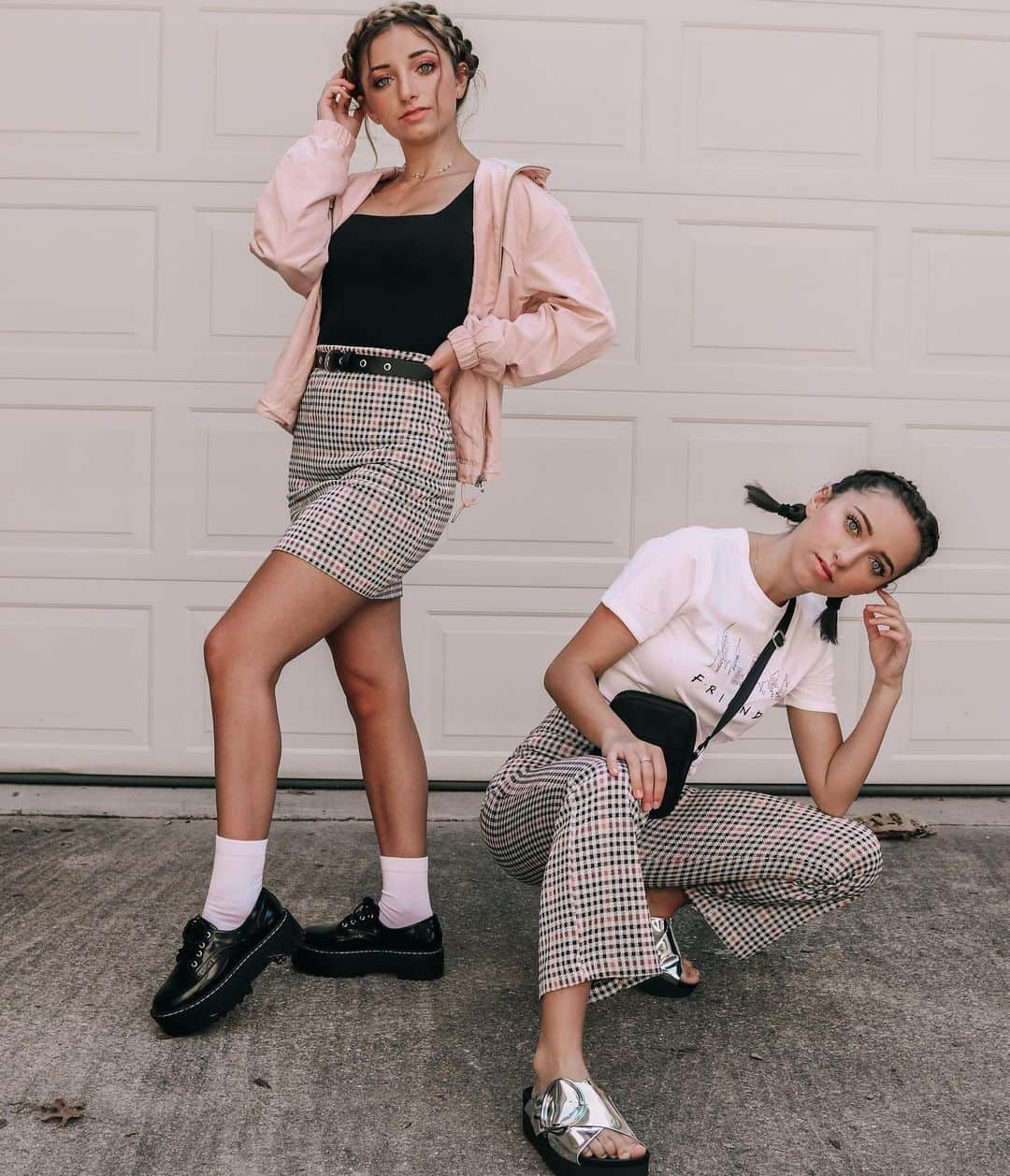 Brooklyn and Baileyさんのインスタグラム写真 - (Brooklyn and BaileyInstagram)「Old school vibes for a new school year...the back to school fit game is strong @hm #HMxME #ad」8月10日 3時31分 - brooklynandbailey