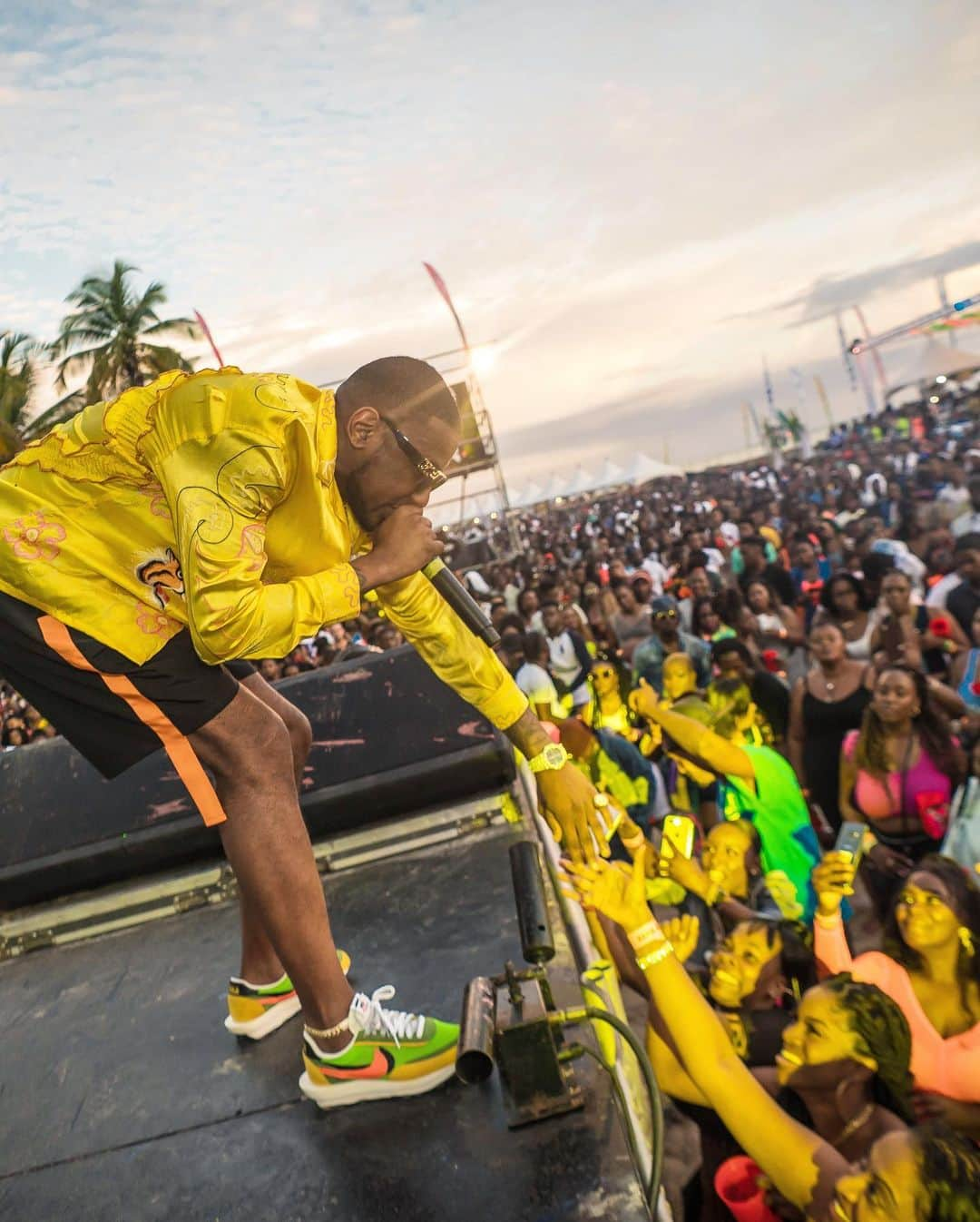 ファボラスさんのインスタグラム写真 - (ファボラスInstagram)「Stay far from timid.  Only make moves when your heart’s in it.  And live the phrase Sky’s The Limit 🇹🇹 [shot by @princedaphotographer]  #WeFete #TOBAGO」8月10日 3時39分 - myfabolouslife