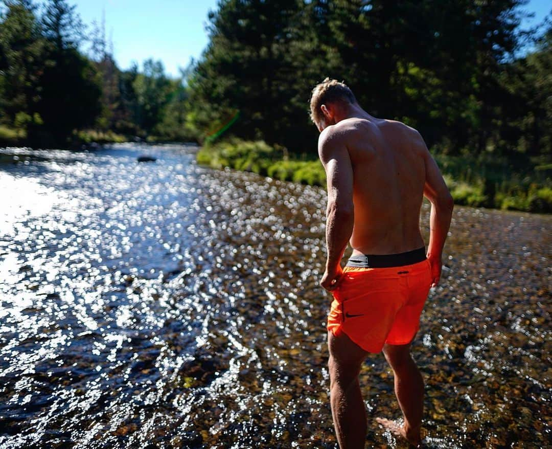 ケビン・マイヤーさんのインスタグラム写真 - (ケビン・マイヤーInstagram)「🏔🌲💦 . @nikerunning @laregionoccitanie 📷 : @delphinejrl」8月10日 3時42分 - mayer.deca