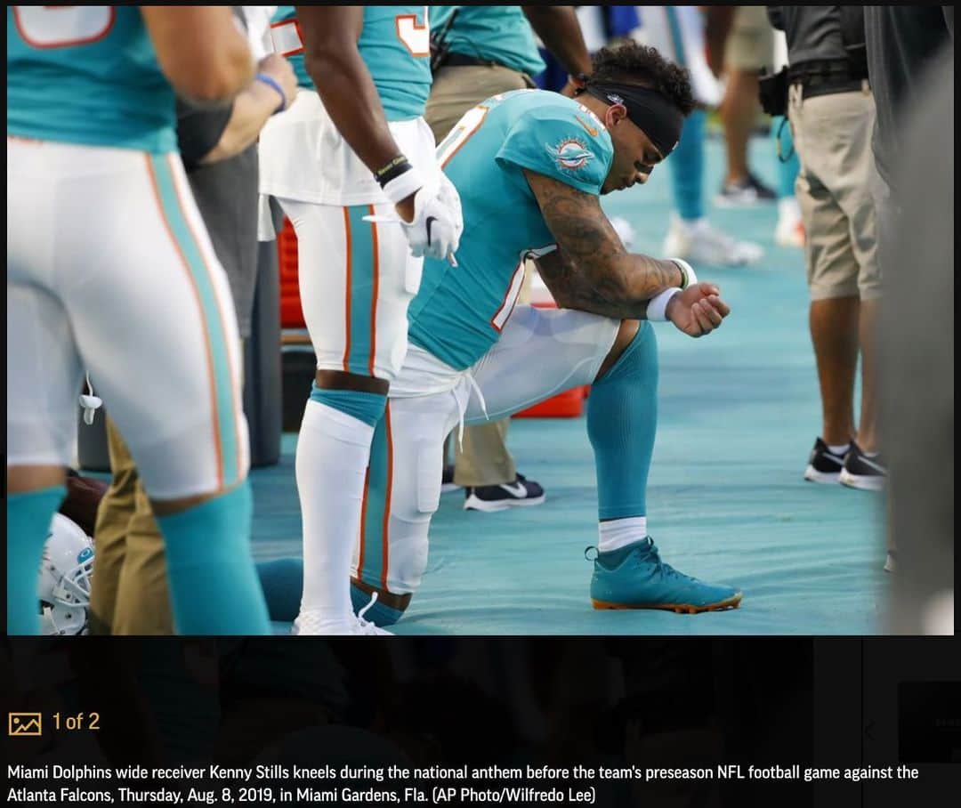 コリン・キャパニックのインスタグラム：「My Brother @kstills continues to show his courage, morality, resilience and continues to take a knee!!! Keep going strong Brother!!!✊🏾」
