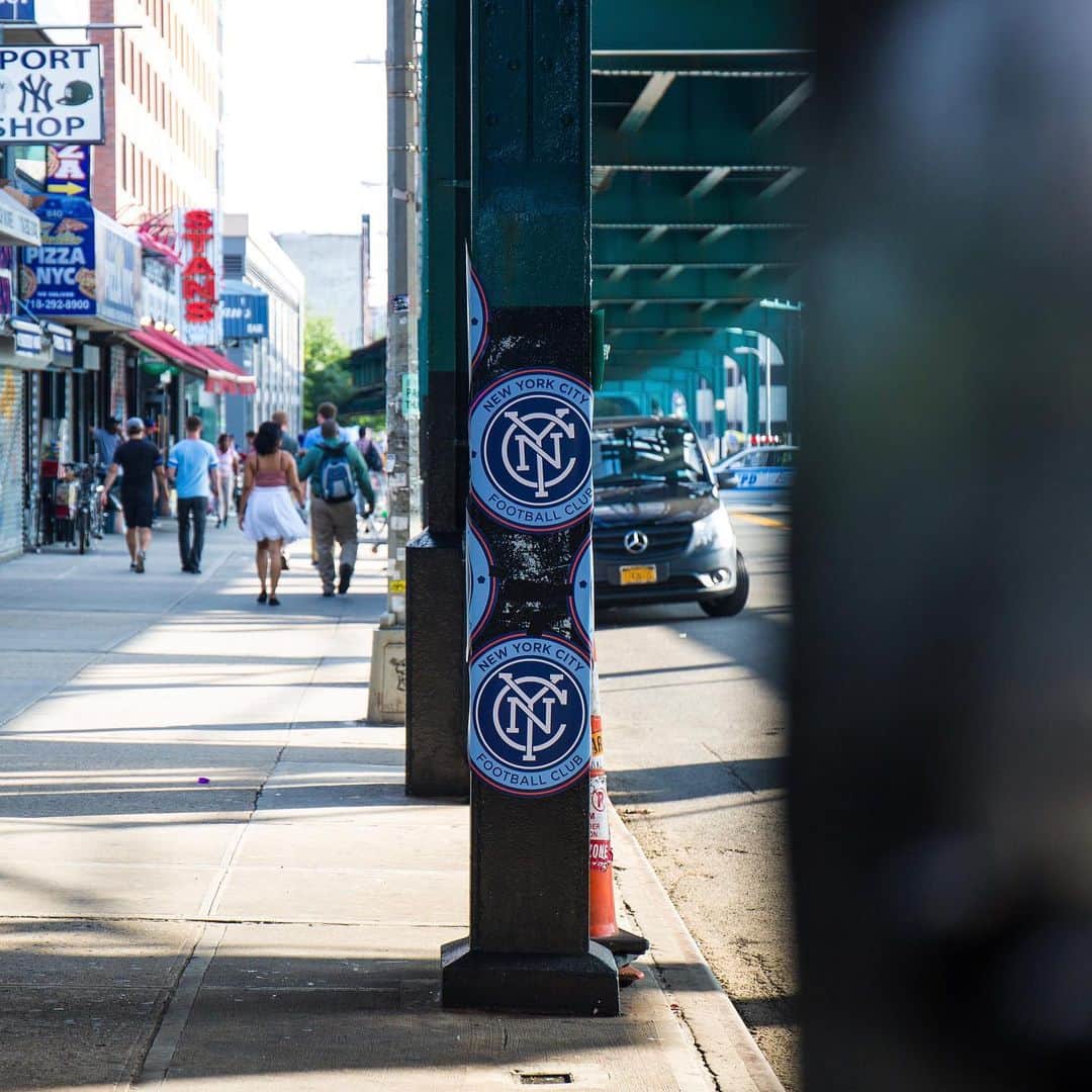 ニューヨーク・シティFCさんのインスタグラム写真 - (ニューヨーク・シティFCInstagram)「Rain or Shine. New York City is always Blue. #ForTheCity 🗽💙」8月10日 3時55分 - nycfc
