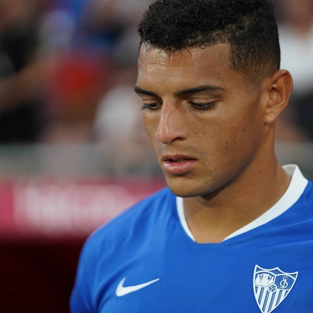 セビージャFCさんのインスタグラム写真 - (セビージャFCInstagram)「Today 🆚 @granadacf in blue. 🔵 ¿Qué os parece la camiseta azul? 😉 #sevilla #granada #vamosmisevilla #friendly #pretemporada #wearesevilla」8月10日 4時35分 - sevillafc