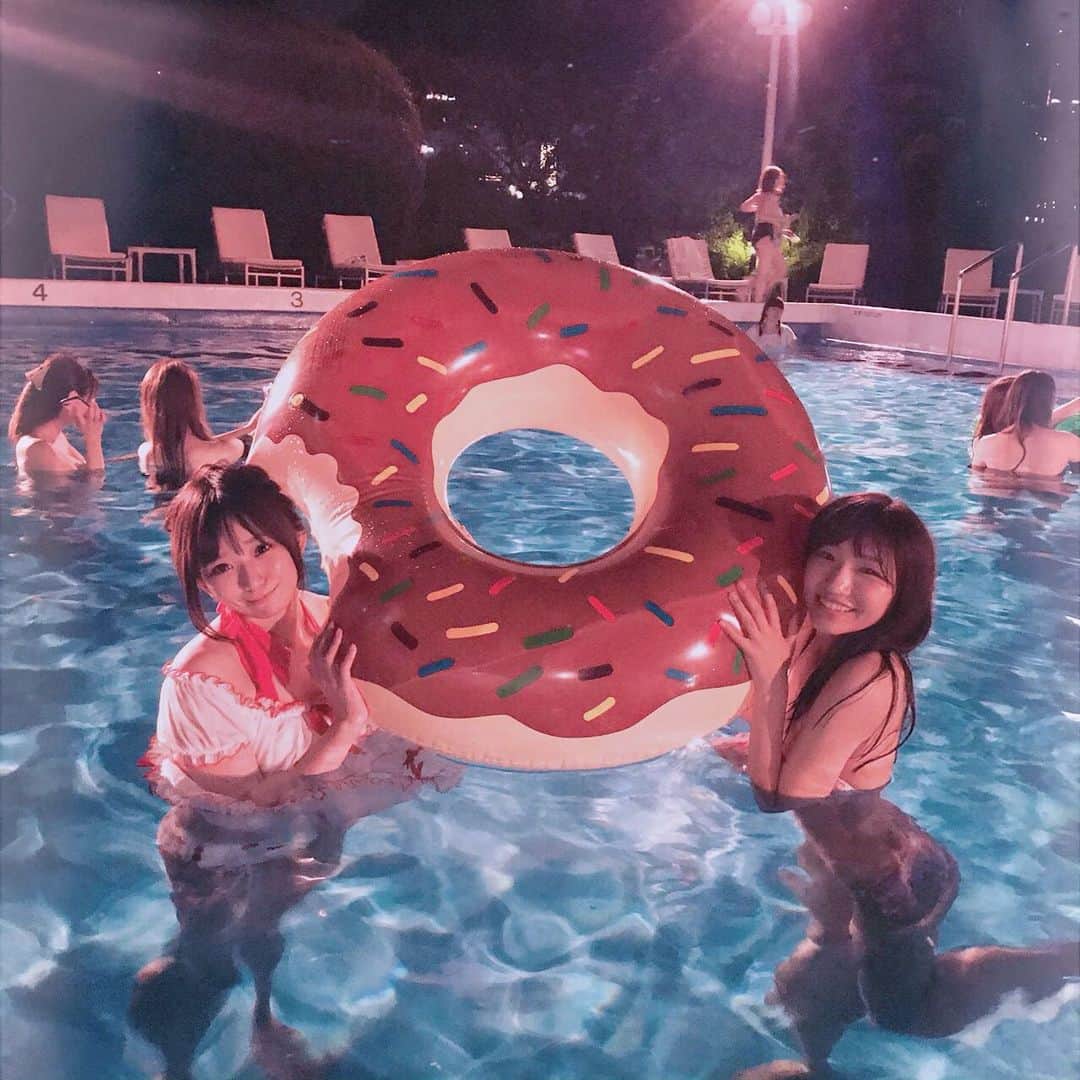 優月心菜さんのインスタグラム写真 - (優月心菜Instagram)「ナイトプール行ってきたしん👼👼👼❤️ #ナイトプール  #cancannightpool  #cancanナイトプール  #プール  #東京タワー  #pool」8月10日 4時41分 - yuzuki_cocona