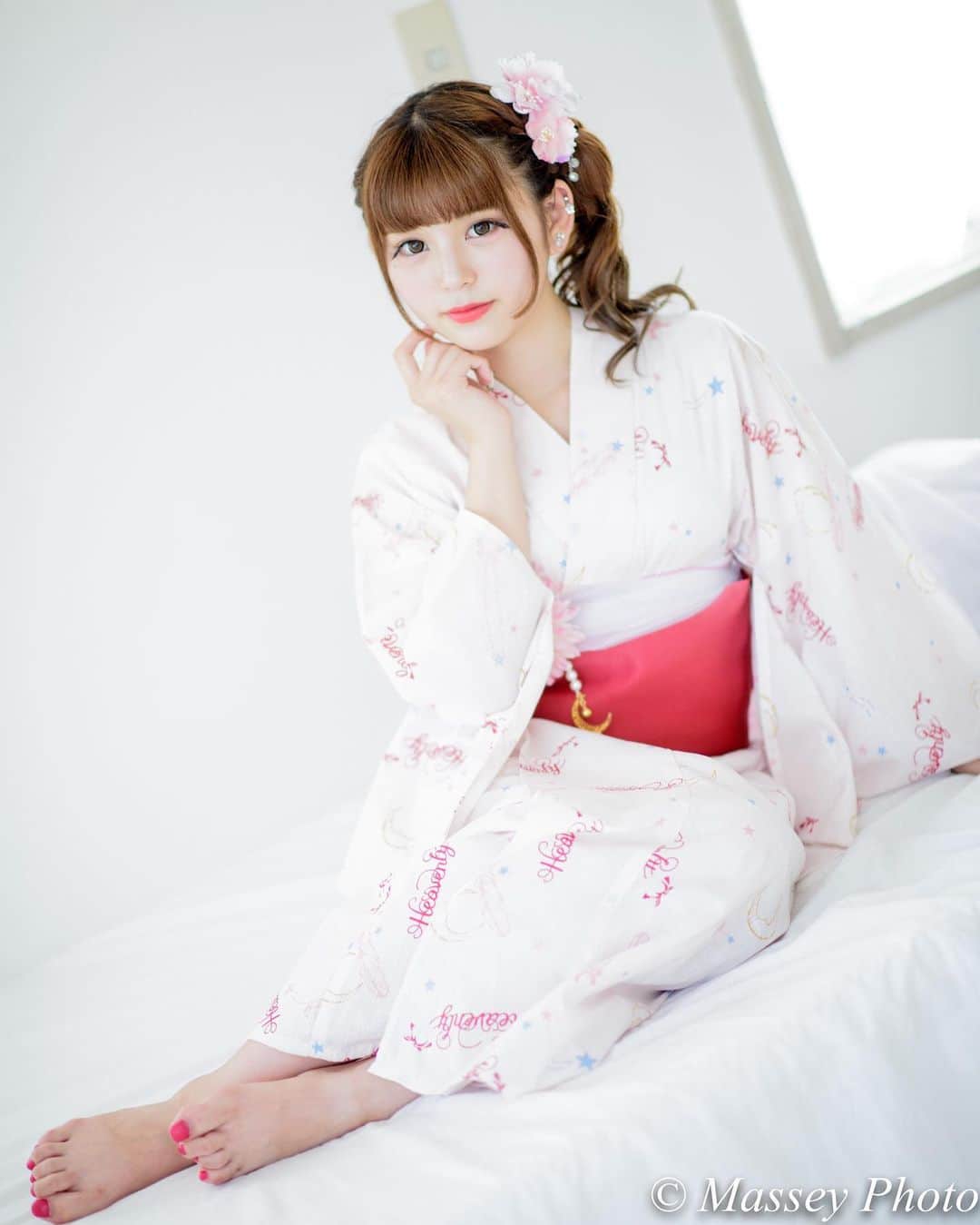 のインスタグラム：「. . . . 「House Studio Yuis」で撮った写真です。 モデルは、結月ねねちゃんです。 It is a picture taken in the studio “House Studio Yuis”. Her name is Nene Yuduki. . . #ポートレート #ポートレート女子 #ポートレートモデル #ポートレート撮影 #ポートレート部 #ポートレートモデル撮影 #ポートレイト #ポトレ #被写体 #モデル #被写体モデル #被写体女子 #東京カメラ部 #サロンモデル #ポトレのセカイ #結月ねね #撮影会モデル #撮影会の女神さま #portrait #excellent_portraits #girlsphoto #lovers_nippon_portrait #portrait_perfection #portraitphotography #japanesegirl #japanesemodel #tokyogirl #good_portraits_world #모델촬영 #인물사진」