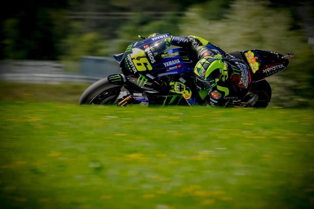 バレンティーノ・ロッシさんのインスタグラム写真 - (バレンティーノ・ロッシInstagram)「Red Bull Ring,Austria Friday,free practice 📸 @falex79 @gigisoldano @mighelon @jesusrobledo Tino Martino」8月10日 6時18分 - valeyellow46