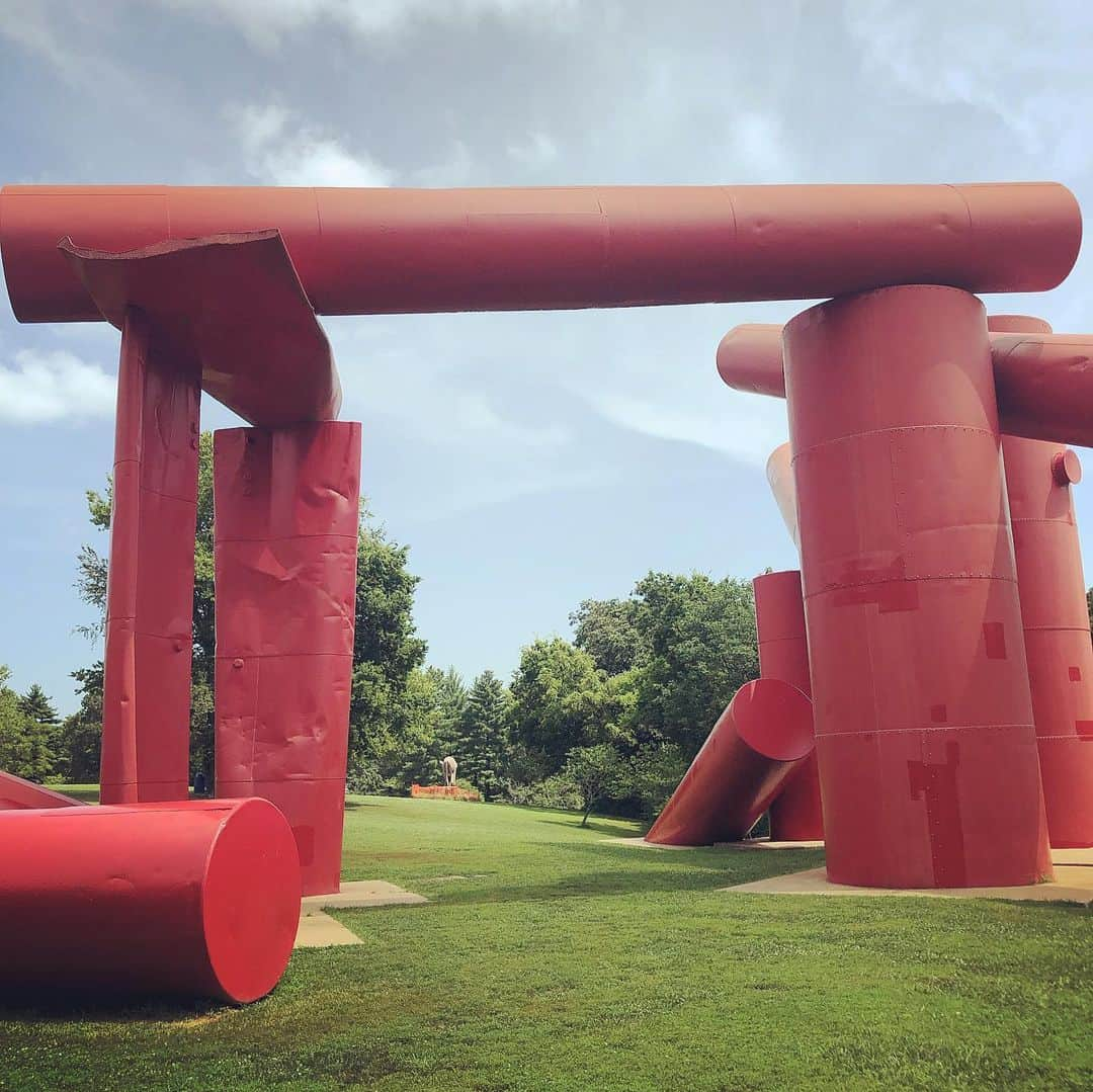 Jason G. Sturgillさんのインスタグラム写真 - (Jason G. SturgillInstagram)「Even after going to St. Louis for the last couple decades, I hadn’t heard of Laumeier Sculpture Park until recently. Finally got a chance to go and make some really crude drawings of the fantastic sculptures out there. Bit of advice, don’t ever try to go with young children 😒.」8月10日 6時31分 - jgspdx