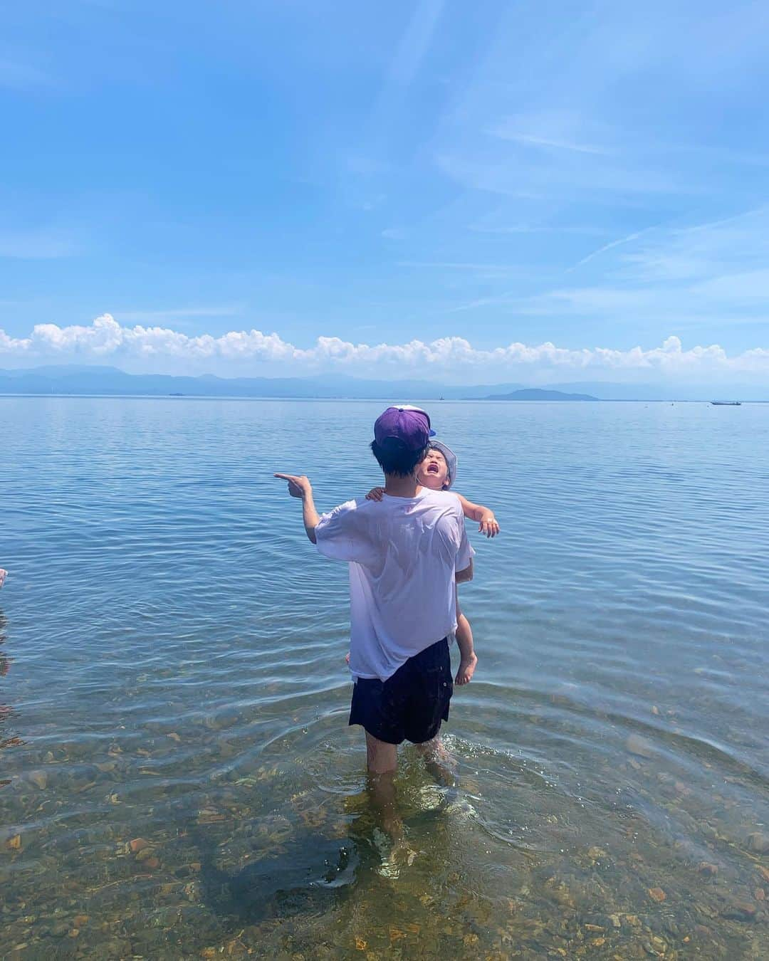 浦川望美さんのインスタグラム写真 - (浦川望美Instagram)「琵琶湖と私達」8月10日 7時49分 - noz_omi