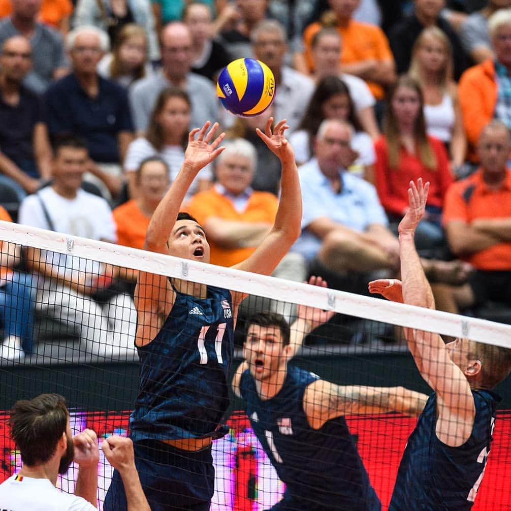 USA Volleyballさんのインスタグラム写真 - (USA VolleyballInstagram)「One down, two to go... The U.S. Men 🇺🇸 beat Belgium 🇧🇪, 25-20, 25-19, 17-25, 25-18 on Friday at the Tokyo Qualification Tournament. --- They play Korea 🇰🇷 on Saturday at 10a PT. Watch live on the Olympic Channel and NBCSports.com/live --- 📷 by FIVB」8月10日 8時43分 - usavolleyball