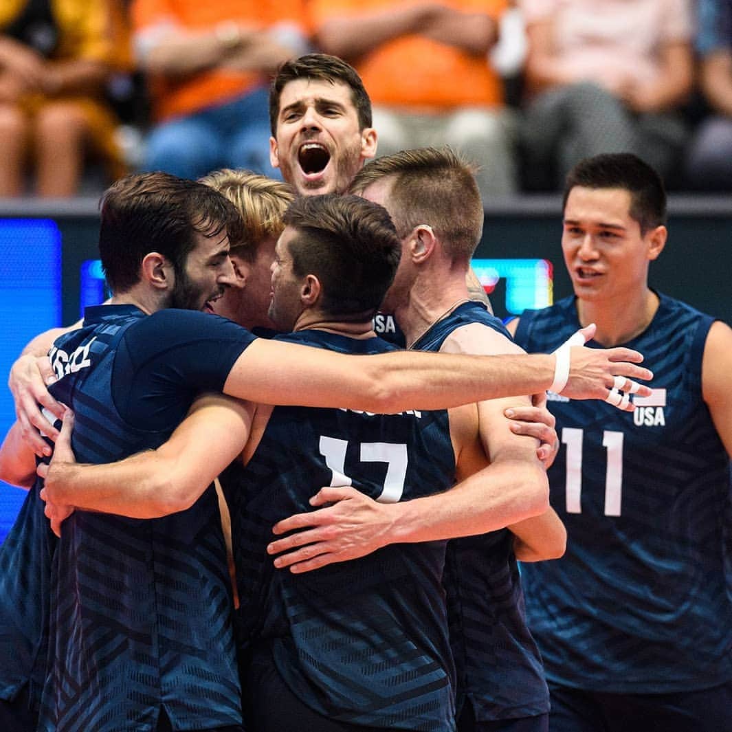 USA Volleyballさんのインスタグラム写真 - (USA VolleyballInstagram)「One down, two to go... The U.S. Men 🇺🇸 beat Belgium 🇧🇪, 25-20, 25-19, 17-25, 25-18 on Friday at the Tokyo Qualification Tournament. --- They play Korea 🇰🇷 on Saturday at 10a PT. Watch live on the Olympic Channel and NBCSports.com/live --- 📷 by FIVB」8月10日 8時43分 - usavolleyball
