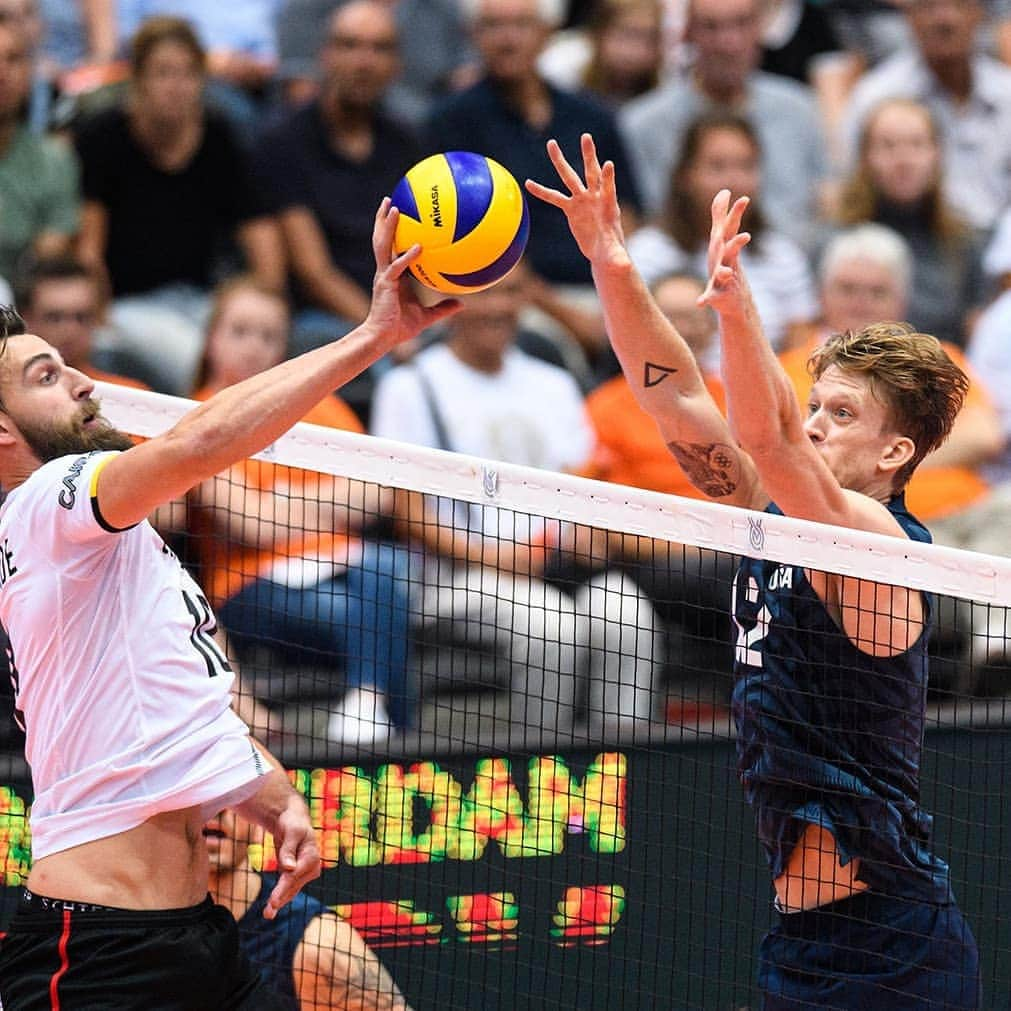 USA Volleyballさんのインスタグラム写真 - (USA VolleyballInstagram)「One down, two to go... The U.S. Men 🇺🇸 beat Belgium 🇧🇪, 25-20, 25-19, 17-25, 25-18 on Friday at the Tokyo Qualification Tournament. --- They play Korea 🇰🇷 on Saturday at 10a PT. Watch live on the Olympic Channel and NBCSports.com/live --- 📷 by FIVB」8月10日 8時43分 - usavolleyball