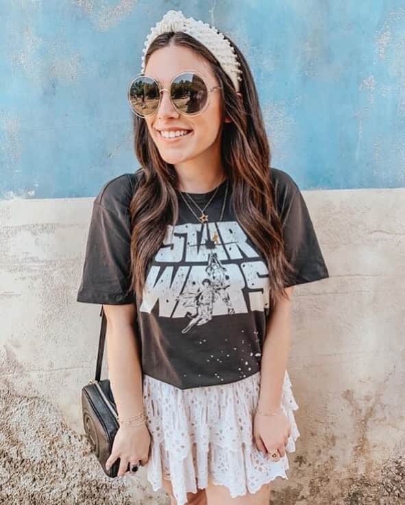 チェイサーのインスタグラム：「May the Force be with you this weekend✨💙 #chaserbrand #starwars #disney #starwarsstyle #starwarsland #galaxiesedge #graphictee @zoedokas」