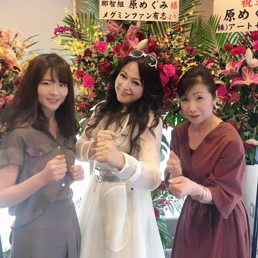 原めぐみさんのインスタグラム写真 - (原めぐみInstagram)「（原めぐみオフィシャル）10pcs photos ガールズハイパーミュージカル【スタントウーマン】3日目 https://ameblo.jp/meguming5/entry-12503800060.html  #ダンスミュージカル﻿﻿ #エンタメ ﻿ #﻿スタントマン﻿ #原めぐみ﻿﻿ #高樹澪 #三谷晃代  #瀬戸マドカ  #舞台 ﻿ #スタントウーマン2019  #スタントウーマン ﻿ #ミュージカル﻿﻿ #主演 ﻿ #朝倉薫 ﻿ #藤波謙介 #昭和アイドル﻿﻿﻿ #80年代アイドル﻿﻿﻿ #元アイドル﻿﻿﻿ #actoress﻿﻿﻿﻿ #singer ﻿﻿﻿﻿﻿﻿ #japanesesinger ﻿﻿﻿﻿﻿ #japaneseactor﻿﻿﻿﻿ #megumihara﻿﻿﻿﻿﻿ #インフルエンサー ﻿﻿﻿﻿﻿ #インスタ映え ﻿﻿﻿﻿﻿ #インスタグラマー ﻿﻿﻿﻿﻿ #いいねありがとう ﻿﻿﻿﻿﻿ #フォロー ﻿﻿﻿﻿﻿ @meguming.h」8月10日 9時19分 - meguming.h