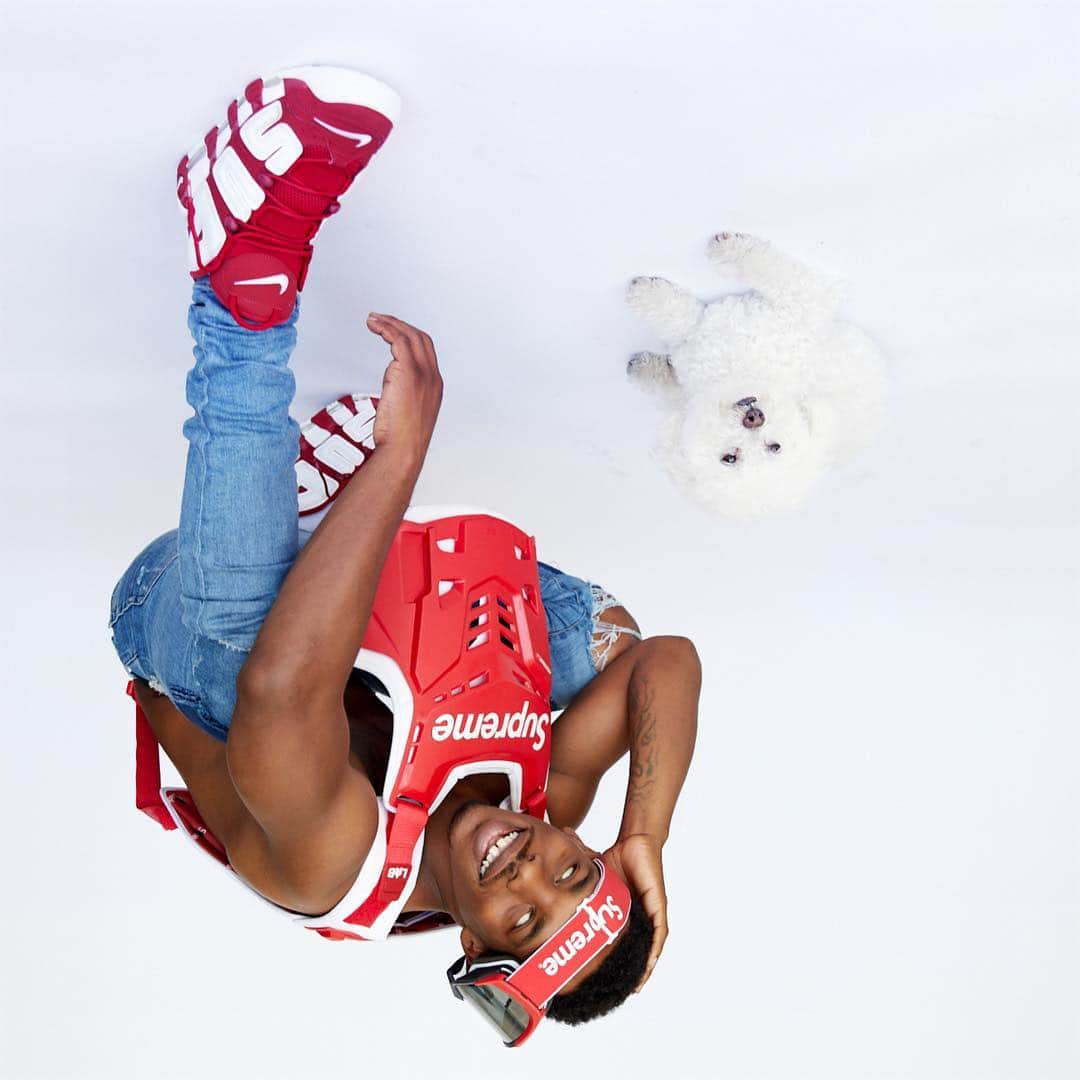 Lil Buckのインスタグラム：「🔄 uʍop ǝpᴉsdn ǝɥʇ uᴉ uǝddɐɥ sƃuᴉɥʇ ɹǝƃuɐɹʇs (flip your phone)」