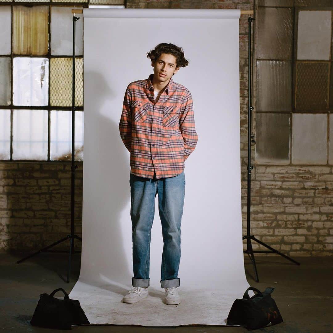 のインスタグラム：「Brixton Denim, available in three fits and multiple colors and washes. #doneproper #brixton」