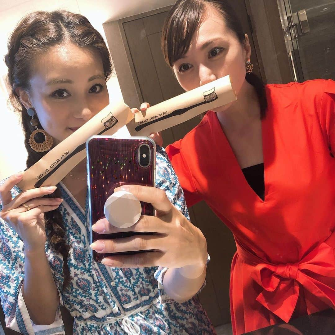 崎山一葉さんのインスタグラム写真 - (崎山一葉Instagram)「いま、ウィンウィンのホテルセレクションでも紹介しています グランディスタイル沖縄読谷ホテル&リゾート。  昨日、ゆっくりと内覧させていただき 食事を楽しみました🍽  贅沢に暮らすように泊まる場所✨  今週もプレゼントを頂きました🎁 ありがとうございます😊  #okinawa #GRAMDAYSTYLE 👗#zara #suiteroom」8月10日 10時48分 - kazuha_sakiyama