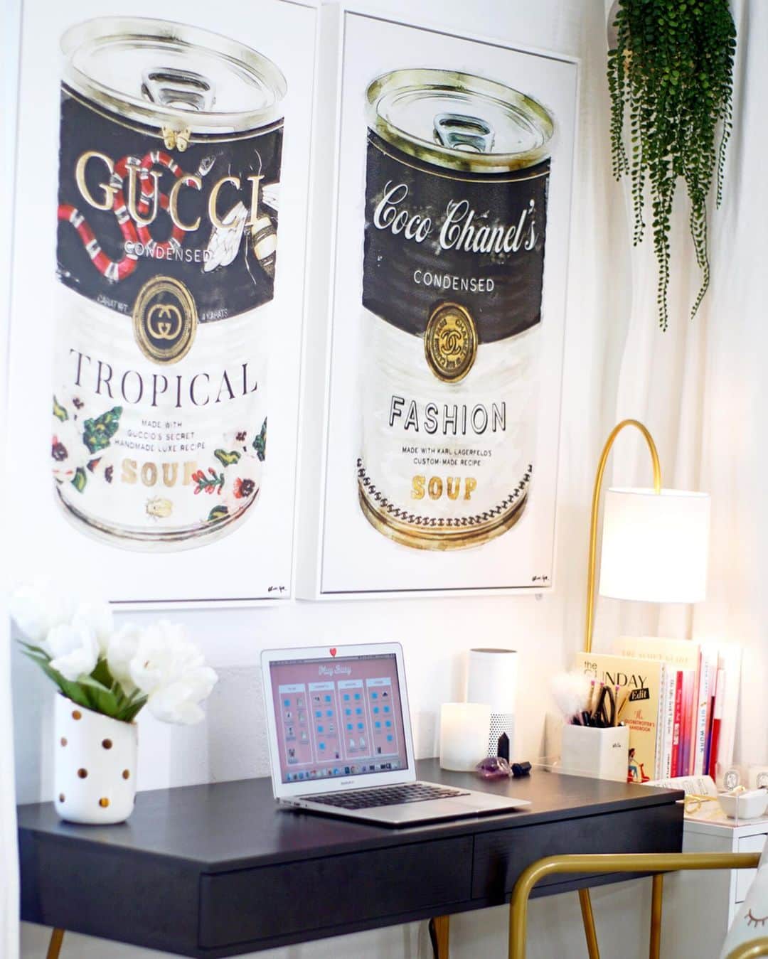 The Oliver Gal Artist Co.さんのインスタグラム写真 - (The Oliver Gal Artist Co.Instagram)「Want your #deskdecor to look as #glam as @stephanie_montes? ✨Take advantage of our #backtoschool sale! Click link in bio to start shopping 😘 #olivergal」8月10日 10時49分 - olivergalart