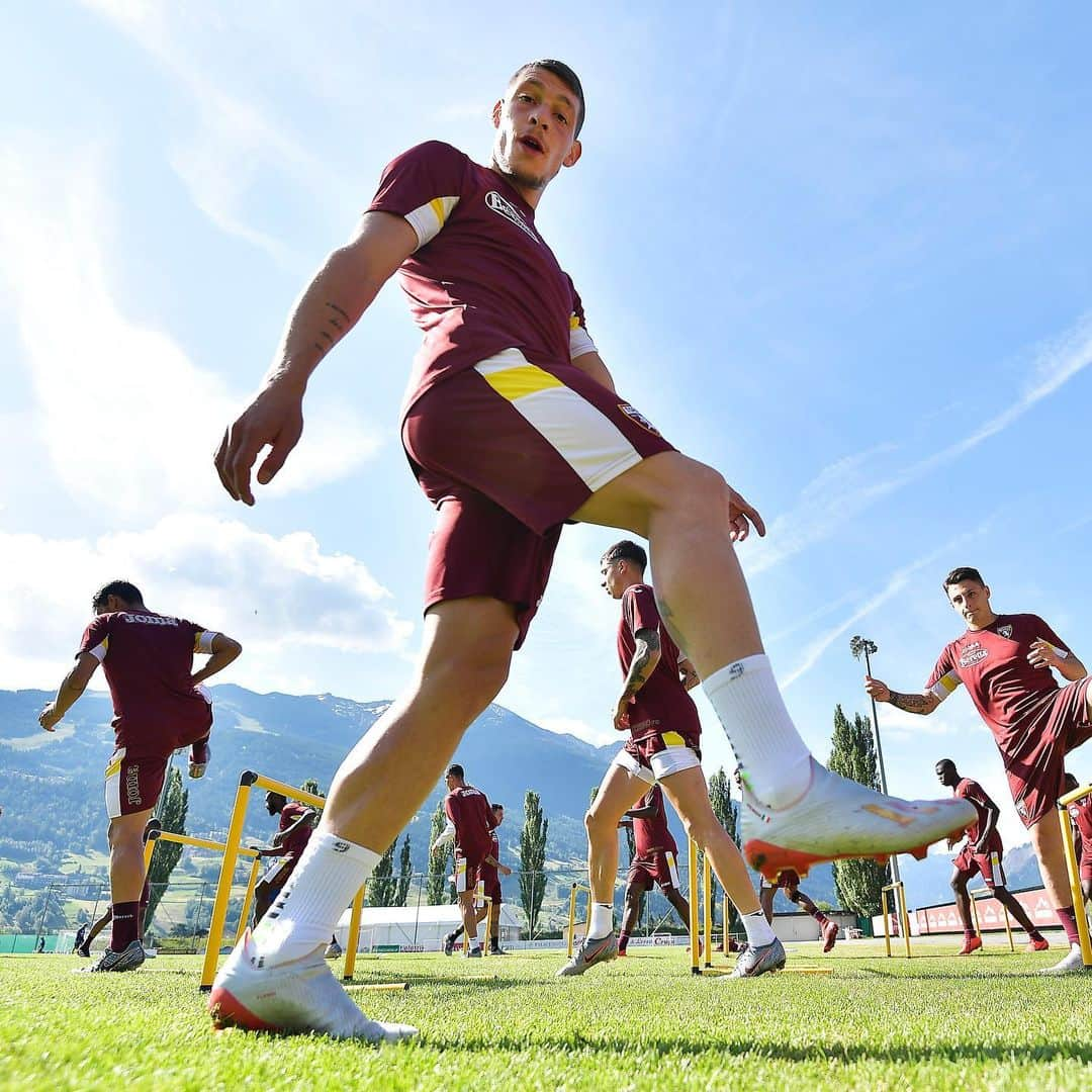 トリノFCさんのインスタグラム写真 - (トリノFCInstagram)「Morning training ☀️⛰ #SFT」7月17日 18時26分 - torinofc1906