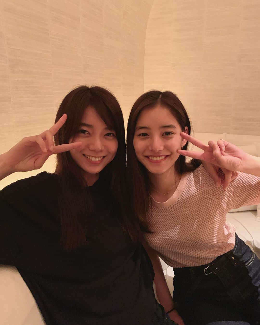 新木優子さんのインスタグラム写真 - (新木優子Instagram)「少し前だけど、、、 大好きなかんなさんに会えました♡ チア☆ダンの撮影ぶり。  この日は「いつかティファニーで朝食を」の会☺️ れいなさんとえりさんは予定が合わず、、次こそは‼︎ すごく楽しい夜だったなぁ、、♡」7月17日 18時33分 - yuuuuukko_