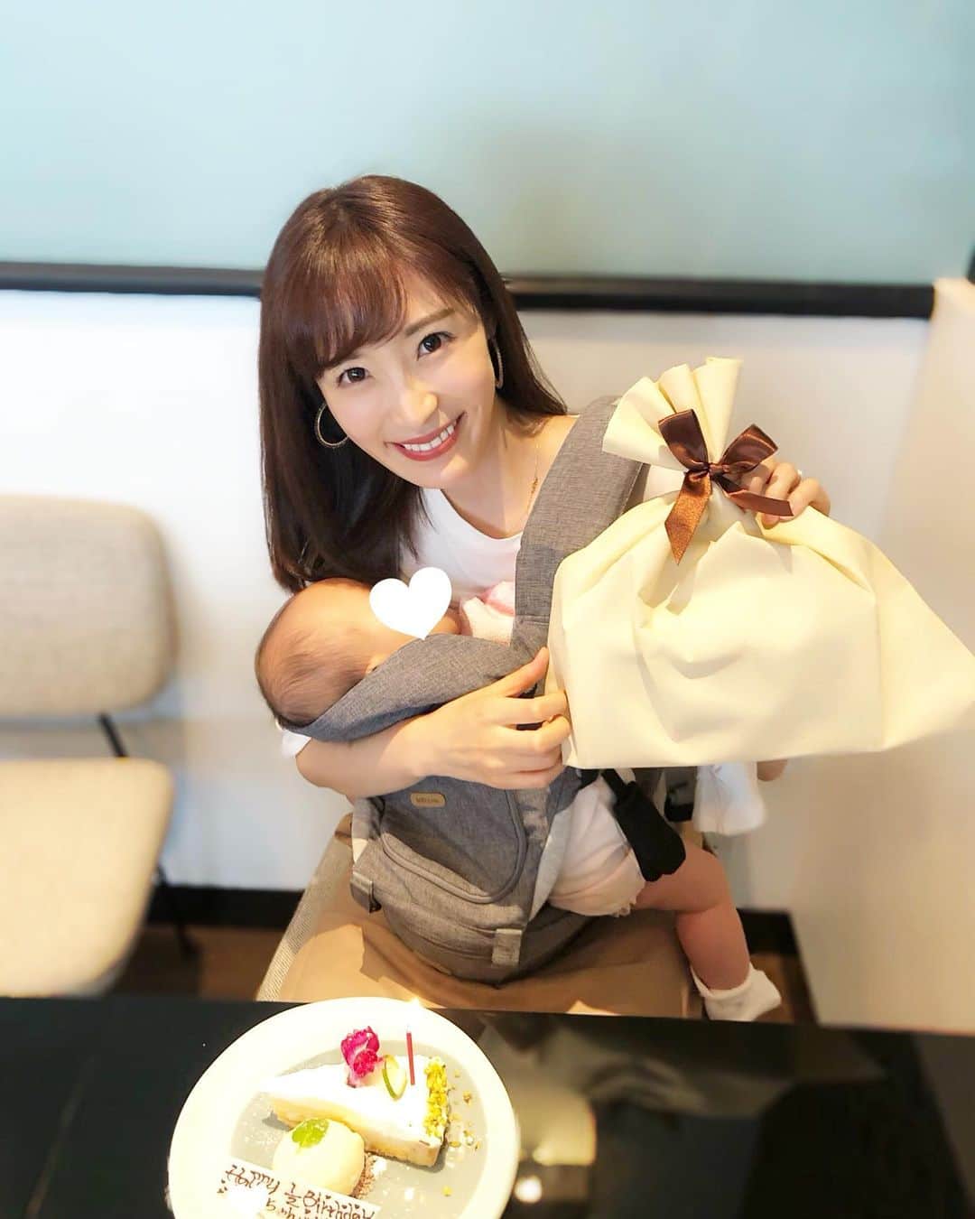 小林真由のグルメインスタ