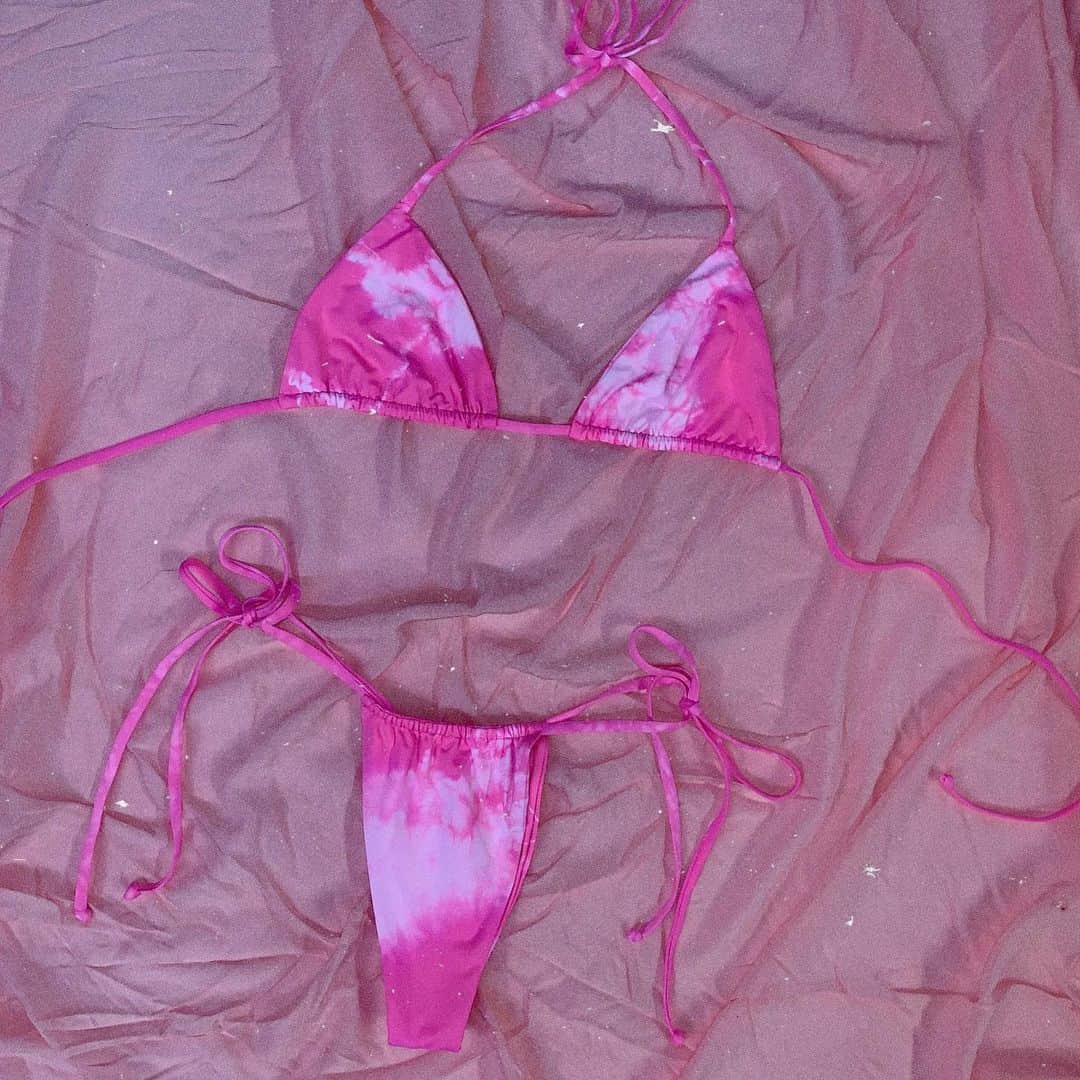 ブルーライフのインスタグラム：「pink tie dye > everything 💕」
