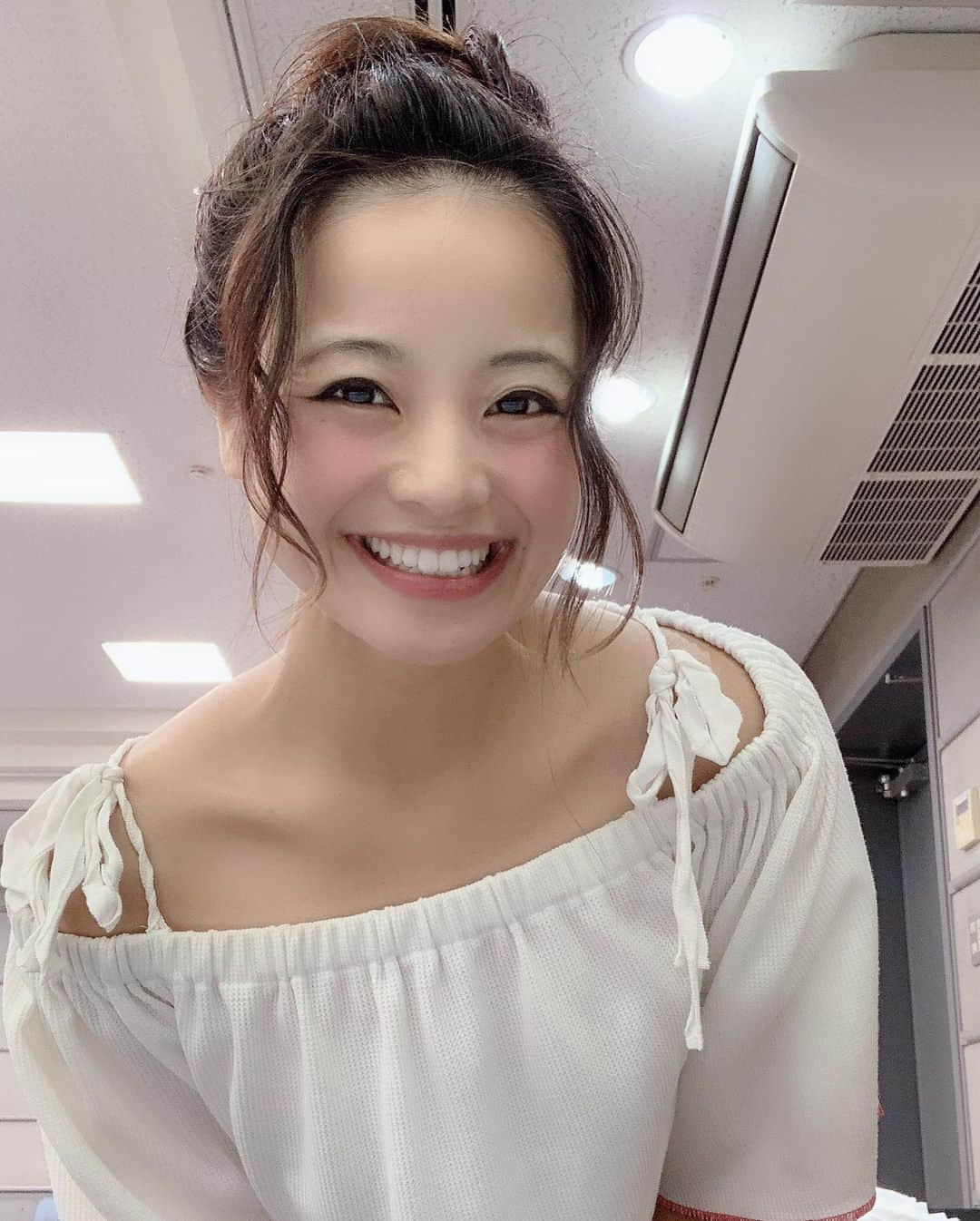 藤原亜紀乃さんのインスタグラム写真 - (藤原亜紀乃Instagram)「笑顔いっぱい  #笑顔の押し売り #笑顔 #笑顔が一番 #笑顔でいたい #smile #smileforme #smileface #ふぁいんだー越しの私の世界 #ふぉろーみー #follow」7月17日 11時41分 - akitknn1023