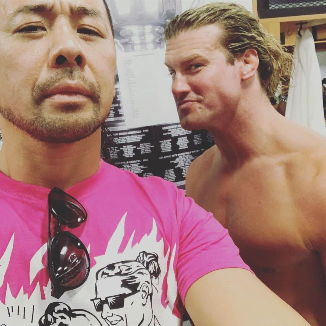 中邑真輔さんのインスタグラム写真 - (中邑真輔Instagram)「@heelziggler also congratulated me」7月17日 12時42分 - shinsukenakamura