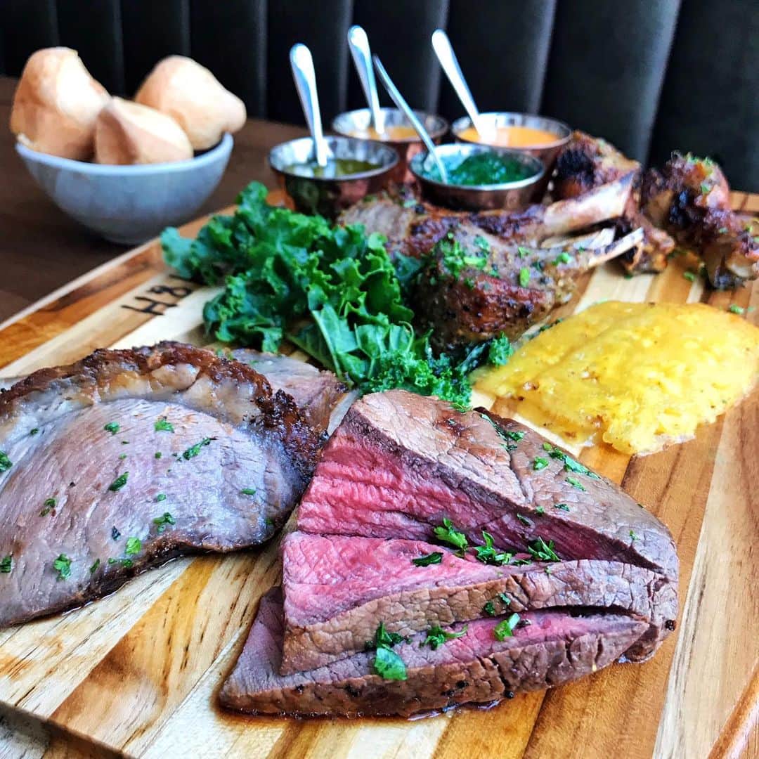 Eater LAさんのインスタグラム写真 - (Eater LAInstagram)「Brazilian steakhouse @hhbsla in DTLA offers AYCE grass-fed churrasco and a bottomless organic salad bar. Watch the story now. 📸: @kateatsla. Hashtag #eaterla on your best photos for a chance to be featured.」7月17日 12時45分 - eater_la
