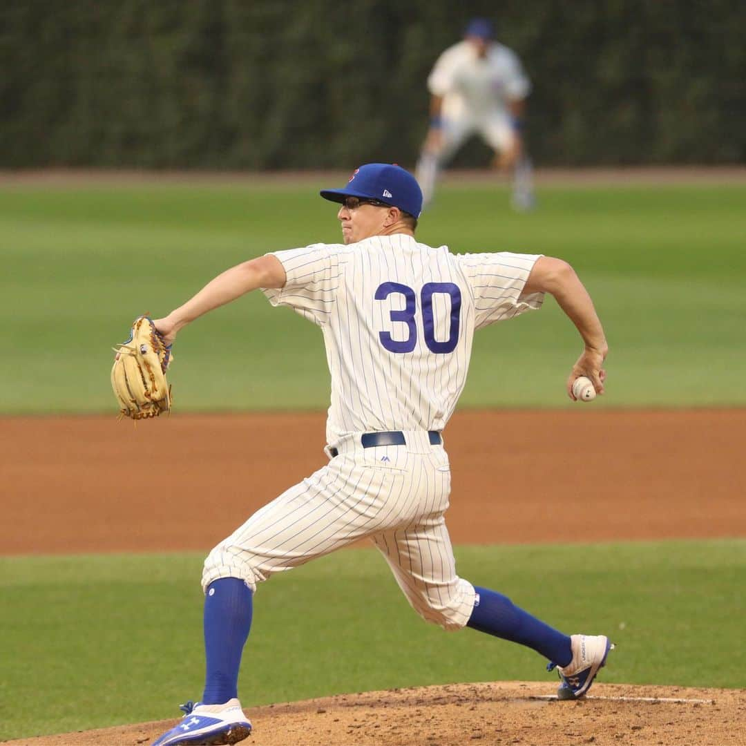 シカゴ・カブスさんのインスタグラム写真 - (シカゴ・カブスInstagram)「@kschwarb12 walks it off! #Cubs win! #EverybodyIn」7月17日 13時01分 - cubs