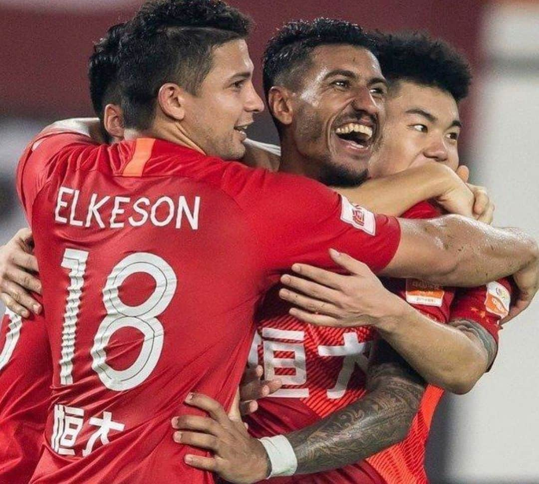 ファビオ・カンナヴァーロさんのインスタグラム写真 - (ファビオ・カンナヴァーロInstagram)「Guangzhou Evergrande vs Dalian Yifang 4-1 #guangzhou #evergrande #dalian # yifang #china #CSL #2019 #CSL2019 #superleague  #nevergiveup #coachofthemonth #june」7月17日 13時12分 - fabiocannavaroofficial