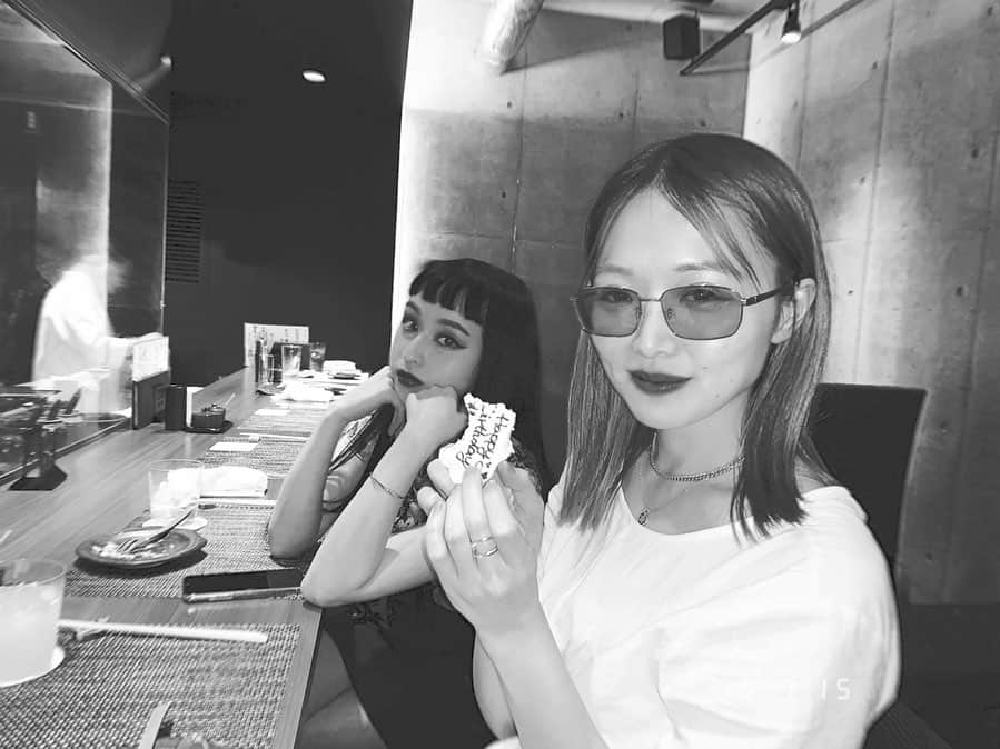 NANA HOSOYAさんのインスタグラム写真 - (NANA HOSOYAInstagram)「Thank you, my dear best friends✨✨✨」7月17日 13時33分 - nana_hair_tokyo