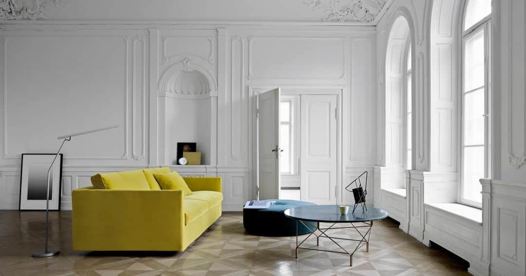 eilersenさんのインスタグラム写真 - (eilersenInstagram)「It's Summer so why not start the week off with a hint of yellow with the Box sofa.⁠ #eilersen #box #eilersenfurniture⁠ ⁠ ⁠ ⁠ •⁠ •⁠ • ⁠ #interiordesign #design #homedecor #sofa #danishdesign #inredning #hem #interiør #interiorlovers #interior123 #interiordesign #modernliving #minimalism #nordiskehjem #furniture #interiors ⁠」7月17日 14時00分 - eilersen