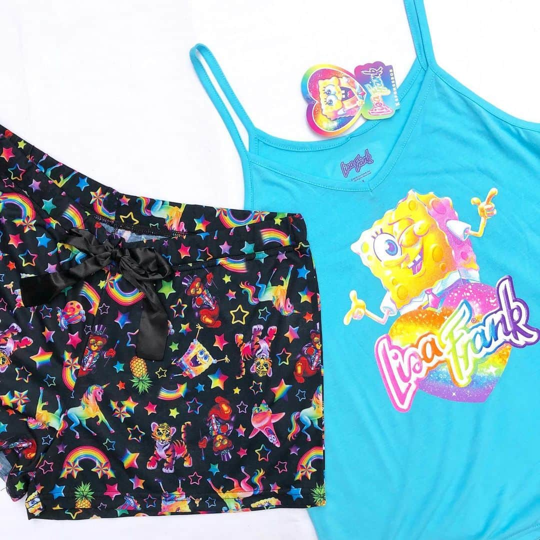 おもちゃやSPIRALさんのインスタグラム写真 - (おもちゃやSPIRALInstagram)「Lisa Frank×Sponge Bob﻿ Room Wear入荷しました！﻿ Mサイズです！セットで4000円です！」7月17日 14時08分 - spiral_toy