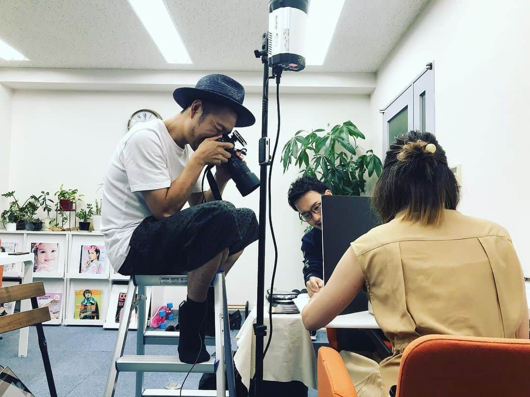 宇田川大輔さんのインスタグラム写真 - (宇田川大輔Instagram)「本日の職場。#photographer  #nail venus  #shooting  #撮影  #奥渋 #ネイル撮影  #8月9日発売」7月17日 19時59分 - udagawadaisuke