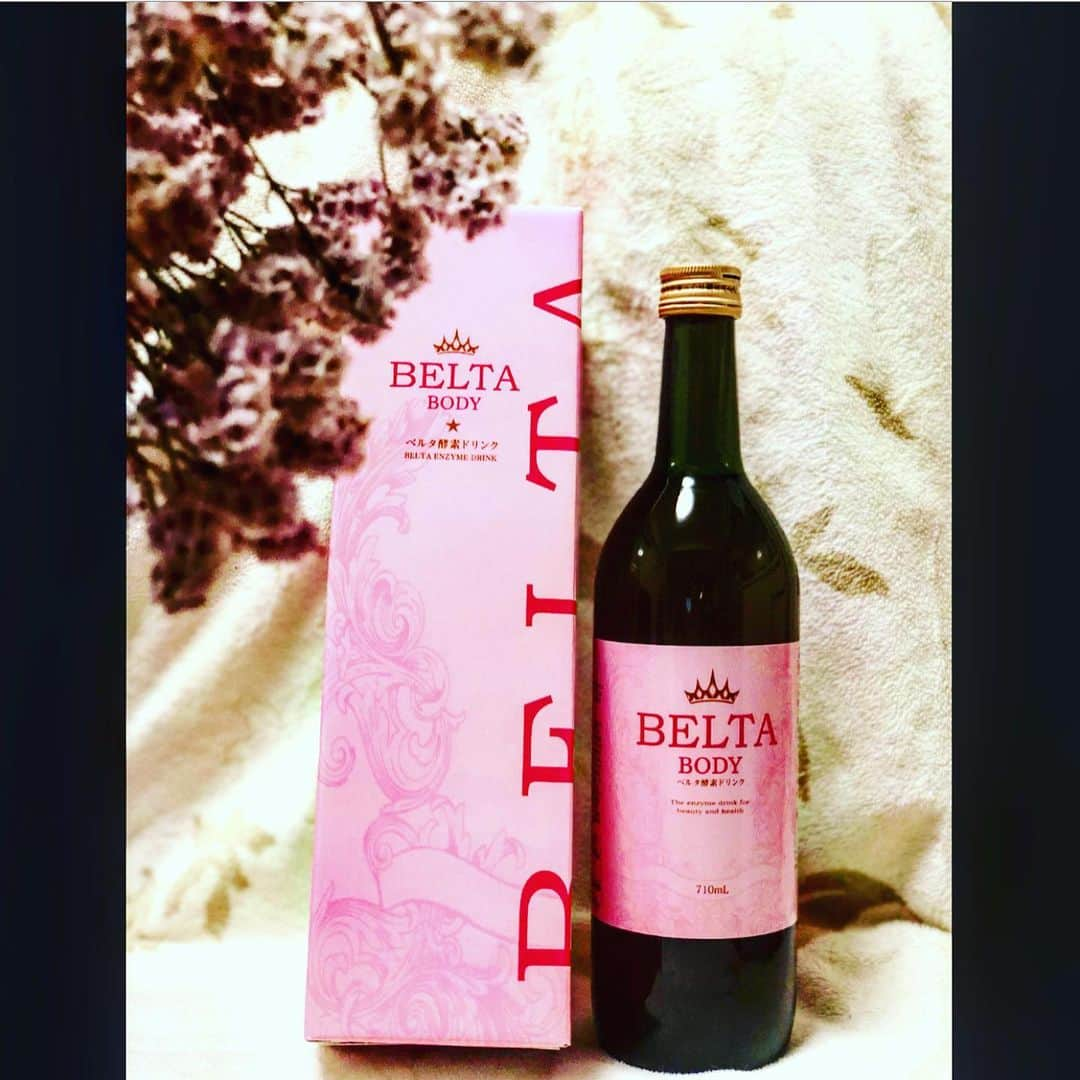 さきえさんのインスタグラム写真 - (さきえInstagram)「酵素はじめてみました。 . . ☑︎🍾/ @belta.shop . . #ベルタ酵素  #ピーチ味で飲みやすくて美味♡ #美容 #beauty #酵素ドリンク #モンドセレクション6年連続受賞 #ヒアルロン酸 #diet #bodymake #アンチエイジング #アラフォー #model #さきえ #酵素ダイエット#ファステイングダイエット #酵素ドリンクダイエット#最初見たときシャンパンかと思った笑 #リンクはストーリーに☺︎」7月17日 20時05分 - sakie110