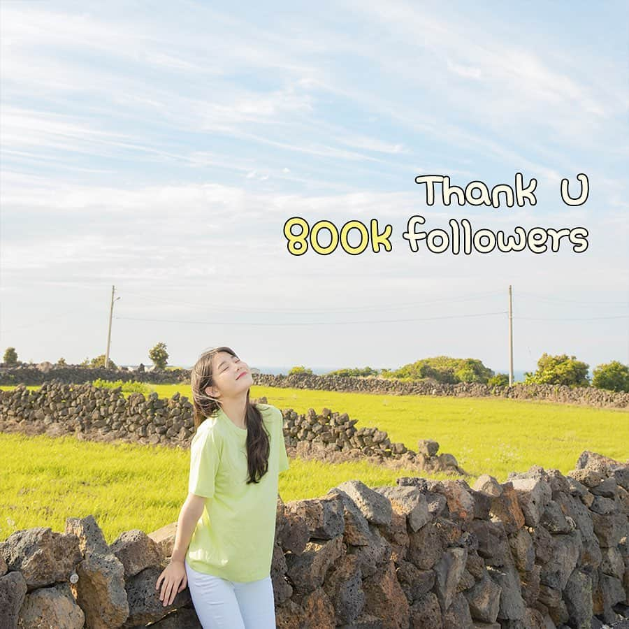 innisfree official (이니스프리) さんのインスタグラム写真 - (innisfree official (이니스프리) Instagram)「#800k #thank_you_event ⠀ Thanks to your love, @innisfreeofficial has reached 800k followers :) ⠀ Which one do you remember the most from the postings uploaded in 2019 on @innisfreeofficial? Comment your favorite post and give the reason why! ⠀ We will select 10 from those who leave a sincere comment and offer innisfree's 3 best products as gifts 🎁 #GreenTeaSeedSerum #BijaCicaBalm #JejuCherryBlossomToneupCream - #800k #땡큐 이벤트 ⠀ 여러분의 사랑으로 @innisfreeofficial 팔로워 80만을 달성했습니다 :) ⠀ 2019년 @innisfreeofficial 계정에서 가장 기억에 남는 게시물은 무엇인가요? ⠀ 좋아하는 게시물과 이유를 남겨주세요! 예시) 4/2 제주도의 벚꽃을 함께 즐겨서 좋았어요! ⠀ 정성스러운 댓글을 남겨주신 분들 중 10분에게 이니스프리 best제품 3종 #그린티씨드세럼 #비자시카밤 #제주왕벚꽃톤업크림 을 선물로 드립니다 🎁 ⠀ ✔기간: 7/17~7/24 ✔발표: 7/29(월) / 게시물 댓글 및 개별 DM발송」7月17日 15時01分 - innisfreeofficial