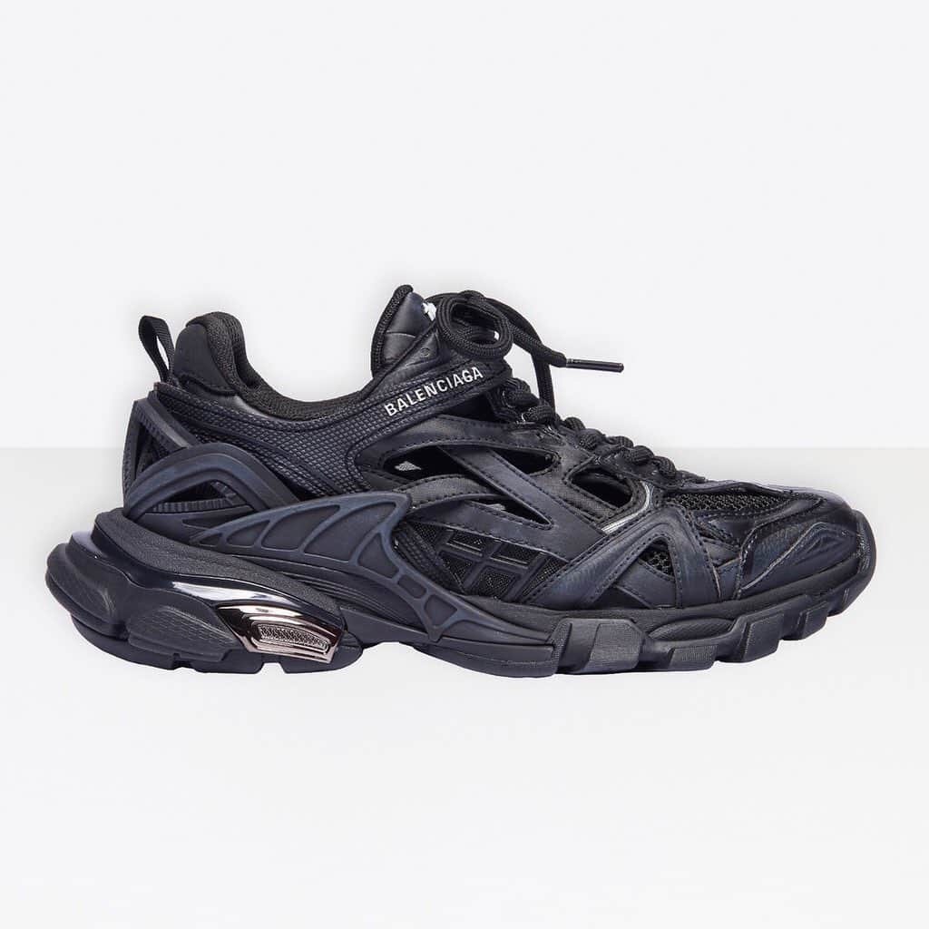 HYPEBEASTさんのインスタグラム写真 - (HYPEBEASTInstagram)「@hypebeastkicks: @balenciaga has dropped the new “Track.2" silhouette. Coming in three different colorways, the design utilizes 176 separate pieces to create a dense network of leather and mesh panels, which sits on top of a dual-density EVA sole, making the sneaker lightweight and comfortable. Cop a pair from Balenciaga and @ssense's webstore for $895 USD each. Photo: Balenciaga」7月17日 16時31分 - hypebeast