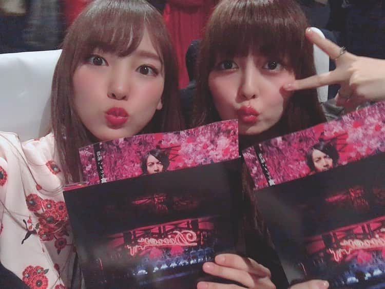 飯窪春菜さんのインスタグラム写真 - (飯窪春菜Instagram)「🍔🍴🍺🥧 ・ ・ 先日の南波志帆さんとのデート、一番の目的は映画「Diner ダイナー」のコラボカフェに行くことでした☺️ 試写に2人で行っていたのです〜🌼 残念ながらボンベロのハンバーガーは完売していたのですが、スキンのスフレは食べられました💓  世界中の色々なビールを取り扱っているお店だったのでそちらも楽しみましたあー(*´꒳`*) ・ ・ ・  #diner  #食べたのはlunch ふふ #ダイナー  #コラボ  #南波志帆 さん #はるなの毎日  #飯窪ってる」7月17日 16時40分 - harunaiikubo_official