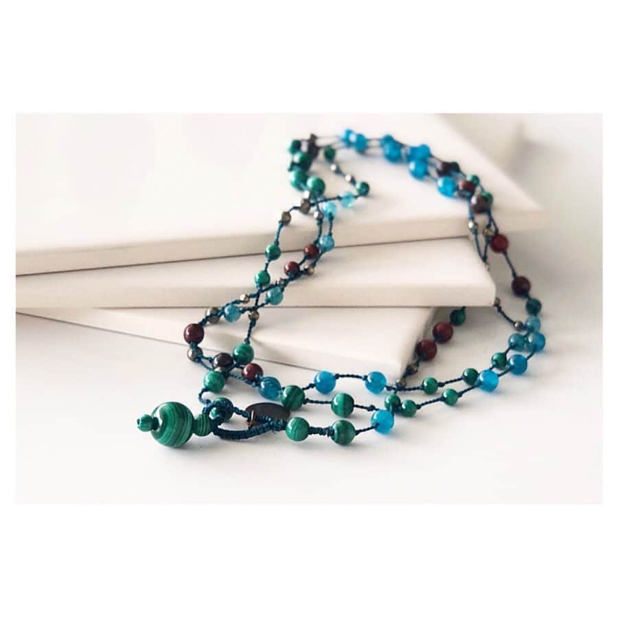 ミキアさんのインスタグラム写真 - (ミキアInstagram)「mikia original long necklace  exclusive color for mikia gallery.  mikia gallery限定色です  mikia gallery  Open  7/20(sat) 14:00-19:00 7/27(sat) 14:00-19:00  #mikia #mikiajewelry #necklace #naturalstone #handmade #japanmade」7月17日 17時54分 - mikiajewelry