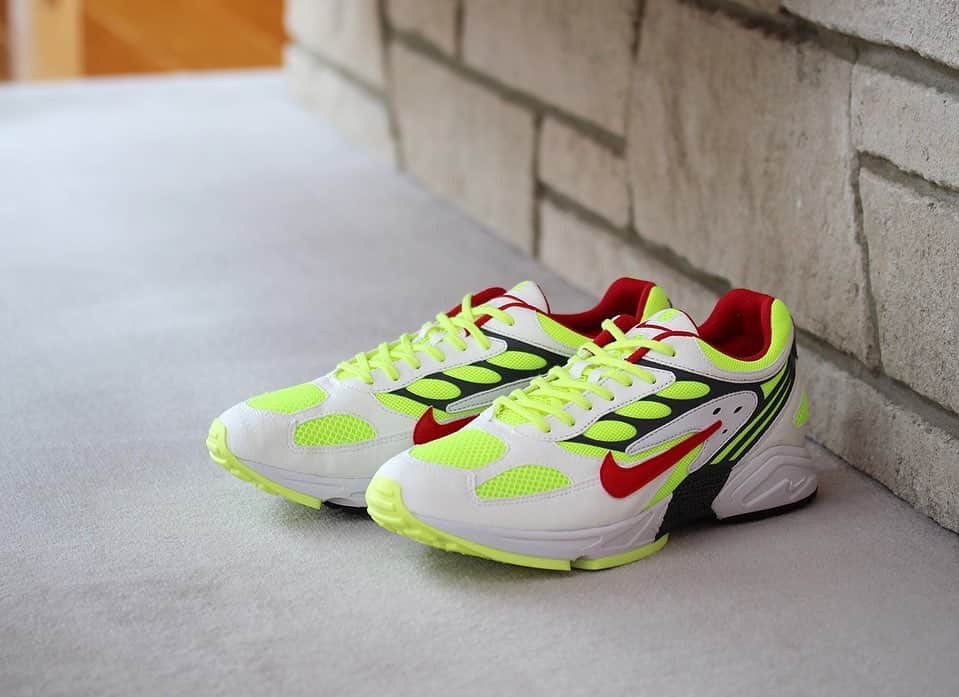 のインスタグラム：「2019 .7 .19 (fri) in store ■NIKE AIR GHOST RACER COLOR : WHITE×ATOM RED-NEON YELLOW SIZE : 26.0cm - 29.0cm PRICE : ¥13,000 (+TAX) ・ #a_and_s #NIKE #NIKEAIRGHOSTRACER #ZOOMAIR」