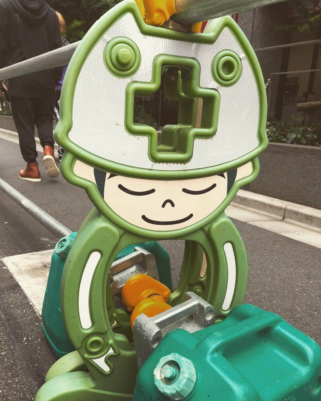 八坂沙織さんのインスタグラム写真 - (八坂沙織Instagram)「🚧👷‍♂️」7月17日 18時23分 - saoriiiiiiiiiinu