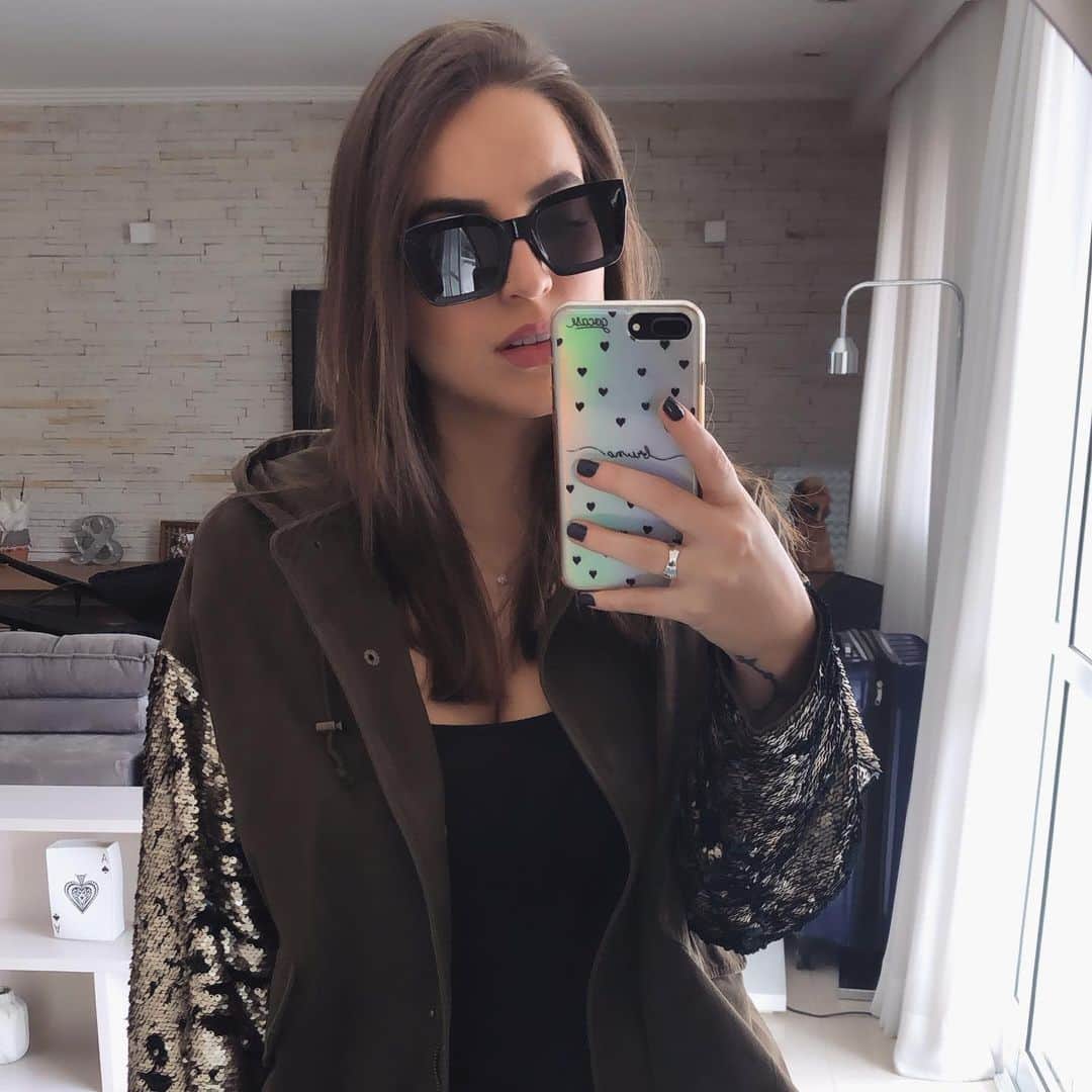 Bruna Unzuetaのインスタグラム：「Quantos likes essa garouta merece? 😂😂😂 #sóquenão E ai, gostaram dessa atualização do insta? EU AMEEEEI! 🎉🎉🎉」
